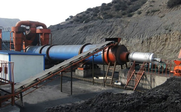 山西大同客戶的大型煤泥烘幹機設備已進入收尾階段